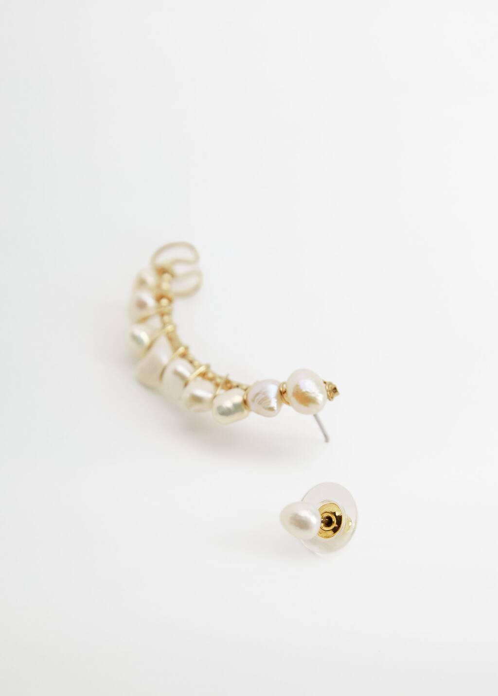 Mango Ear cuff natural pearls 67040561 OR