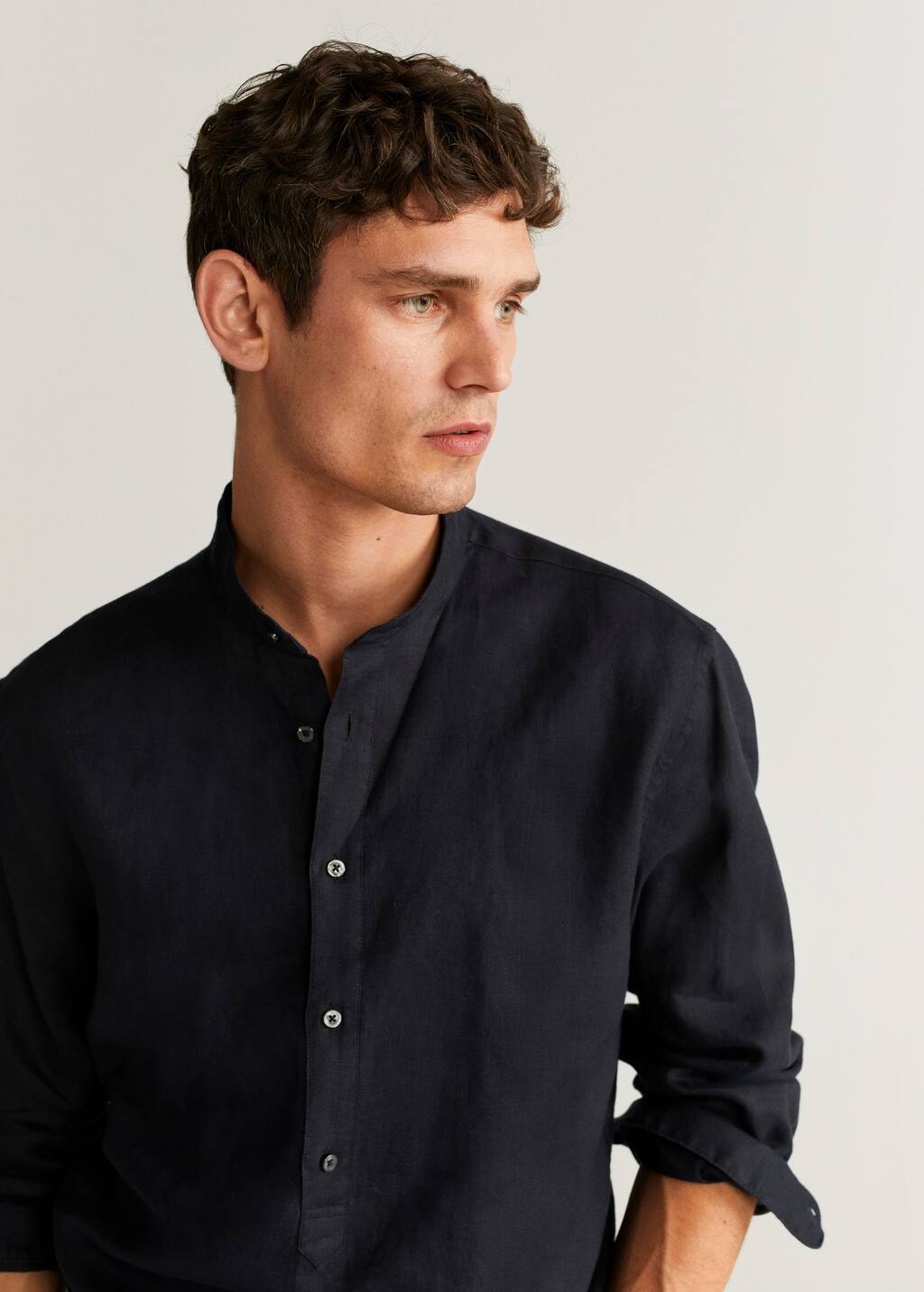 Camisa regular fit 100% lino Hombre | Mango Man España Camisas de Hombre 2020 | Mango Man España