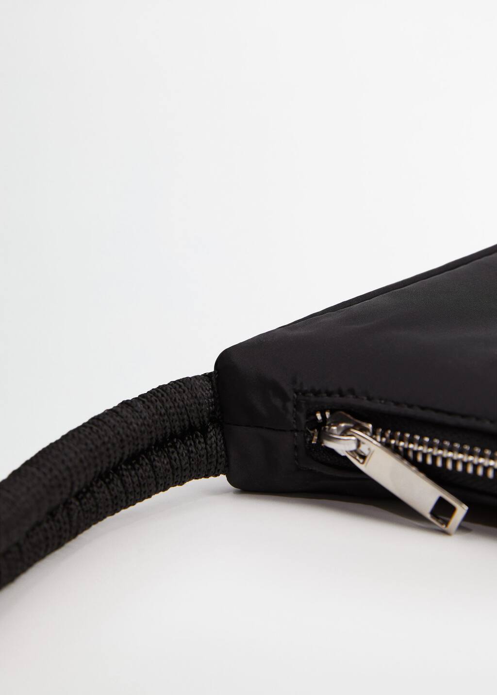 Mango Twisted strap baguette bag 67056305 99