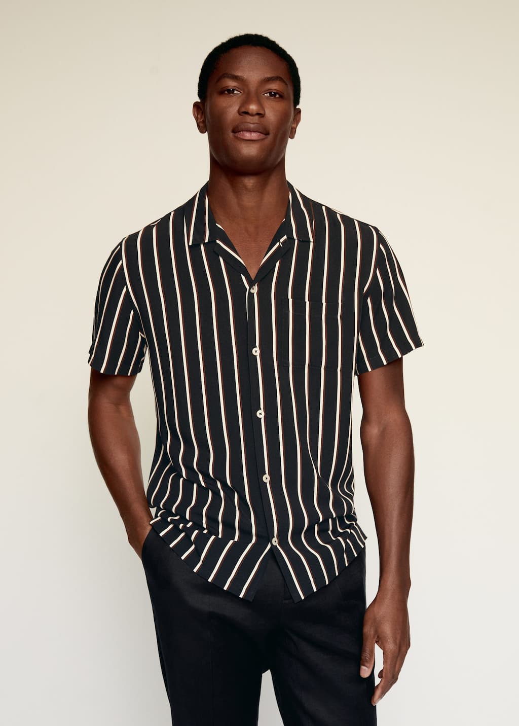 Camisa fluida rayas Hombre | Mango Man España Camisa fluida rayas Hombre | Mango Man España