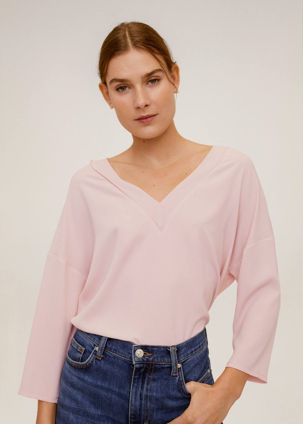 Camisetas escote pico Clearance