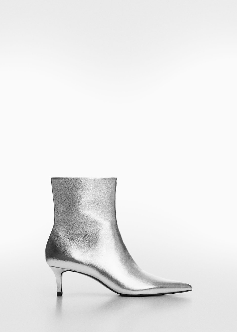 Tap into the fashion colour trends 2024 with these Silver pointed toe kitten heel metallic Leather boots