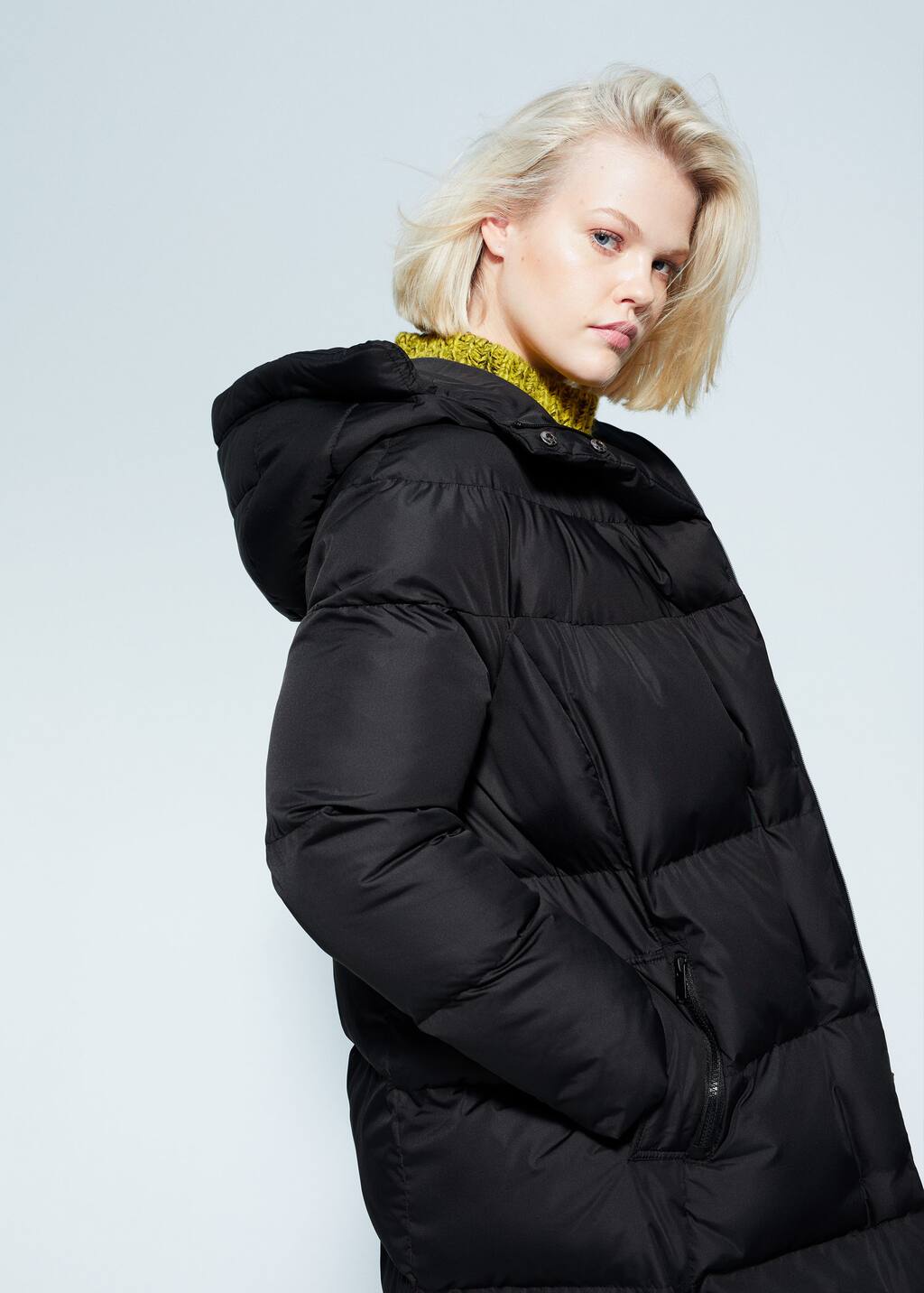 Mango Kapüşonlu kapitoneli mont 67090515 99 Mango Kapüşonlu kapitoneli mont 67090515 99