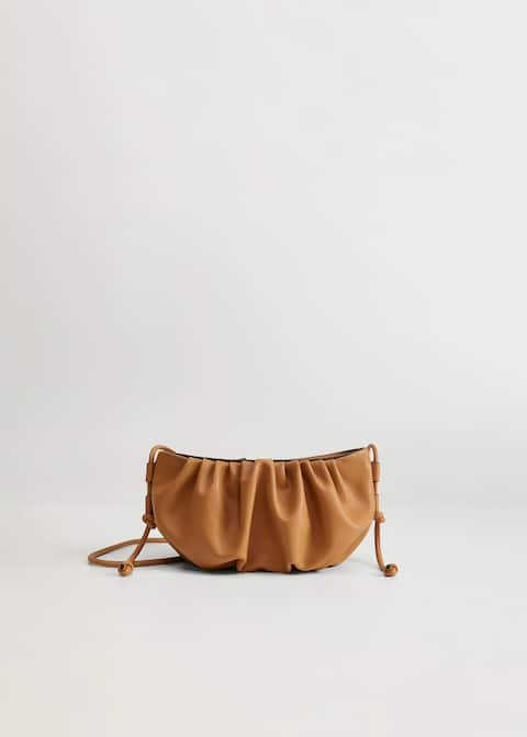 Mango: 7 bolsos para ir a la moda por menos de 10 euros 1 Moncloa 67093258 09 B Moncloa