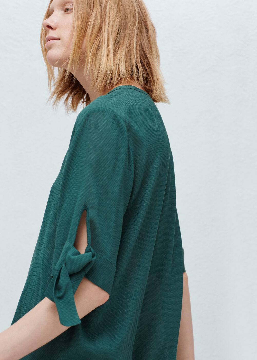 Blusa fluida textura | MANGO