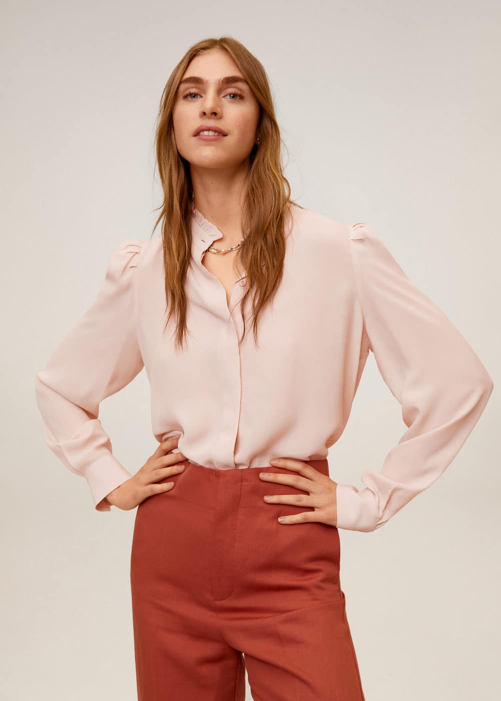 m-nara:blusa cuello volantes