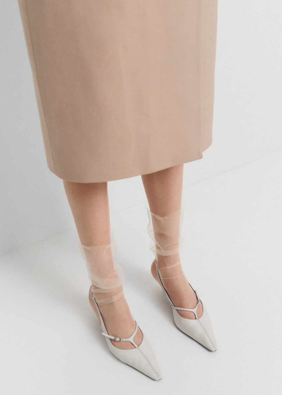 spring 2024 shoe trends - Mango white Leather heeled slingback shoes with buckles
