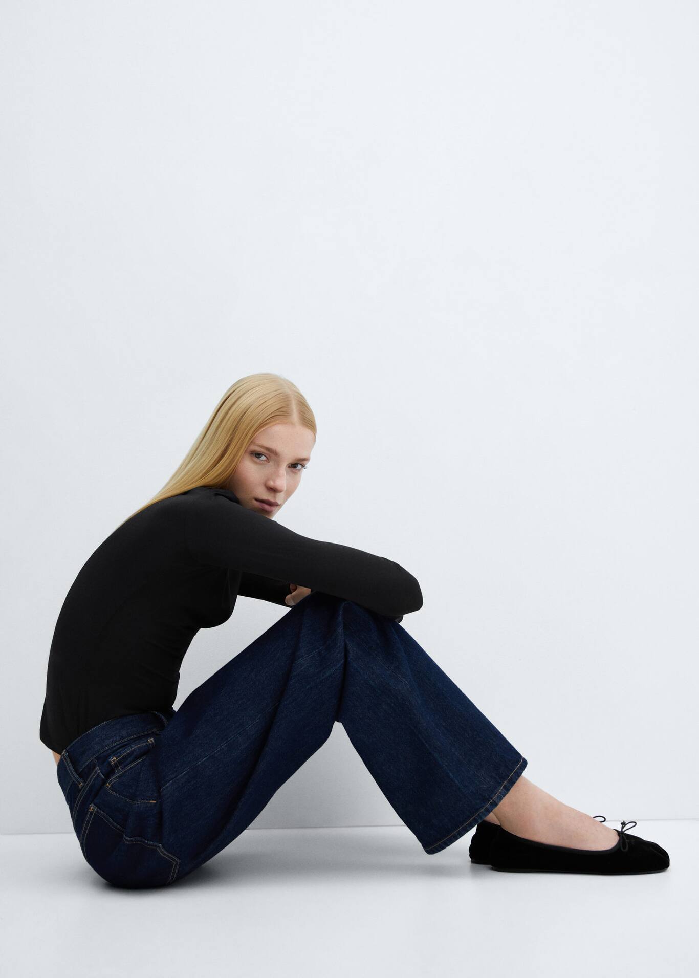 Ballerina shoes with velvet bow Woman Mango South Africa