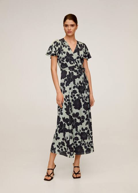 Locura en Mango con estos vestidos preciosos (en rebajas) que causan furor 5 Merca2.es mango-vestidos-rebajas-furor