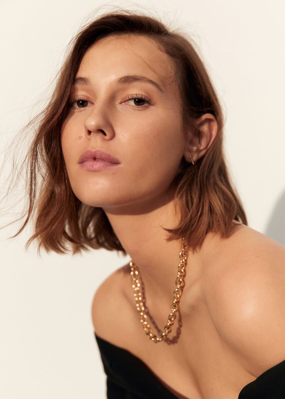 Collar cadena metálica - Mujer | MNG Colombia