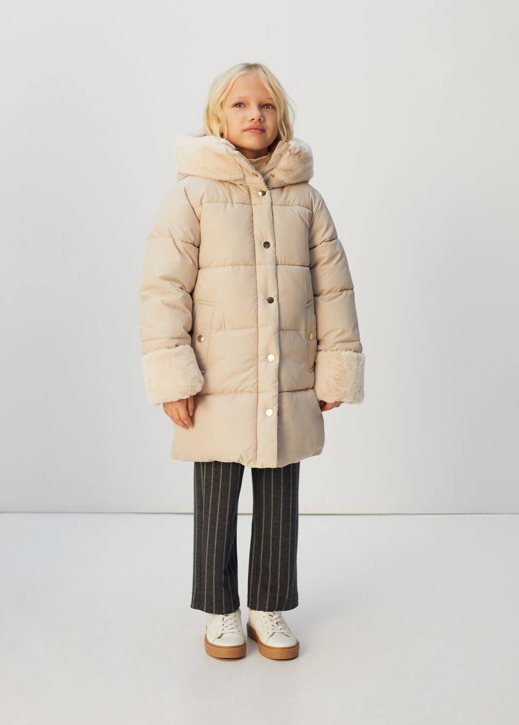 Modalite Net Mango Kapusonu Suni Kurklu Kapitoneli Palto 67070591