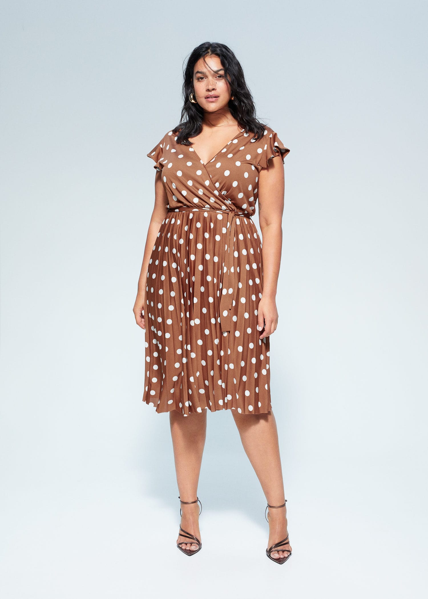 Mango Kleid Braun Mit Punkten Mango Kleid Braun Mit Punkten