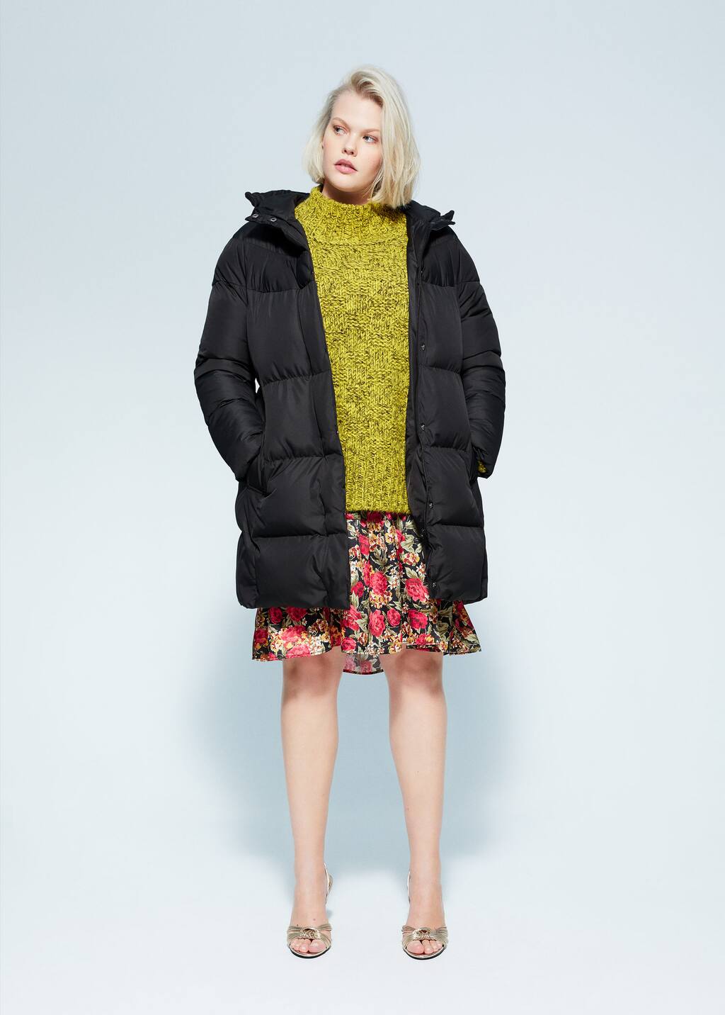 Mango Kapüşonlu kapitoneli mont 67090515 99 Mango Kapüşonlu kapitoneli mont 67090515 99