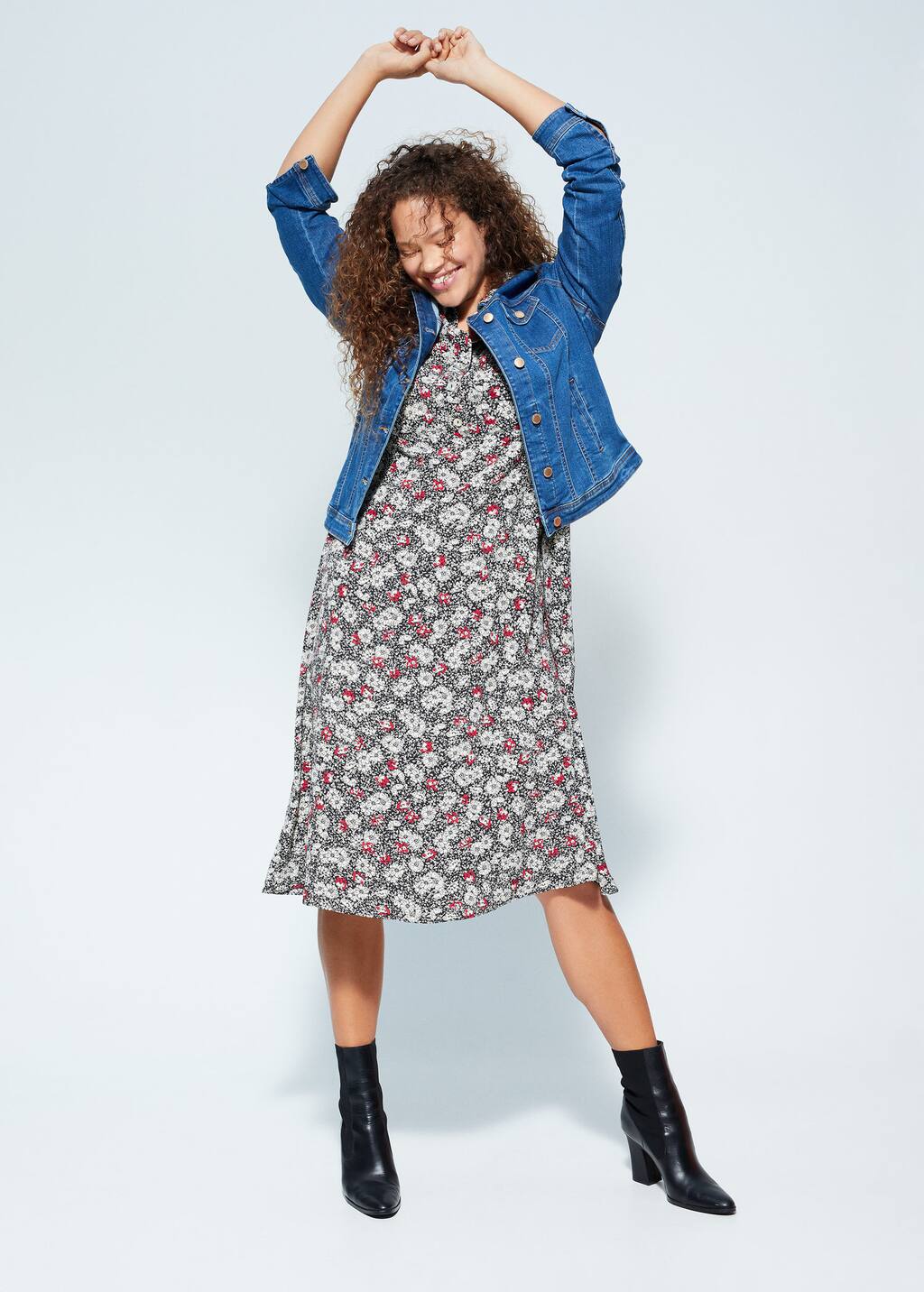 Jakker Store størrelser 2020 | Violeta by Mango Norge Mørkvasket denimjakke Store størrelser | Violeta by Mango