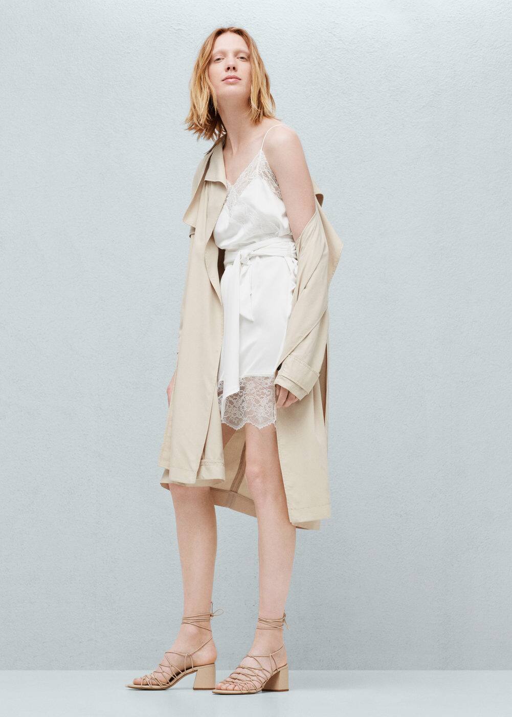 Sukienka koronkowe aplikacje | MANGO