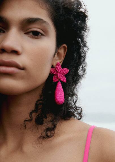 Mango Flower Pendant Earrings Pink In Rose