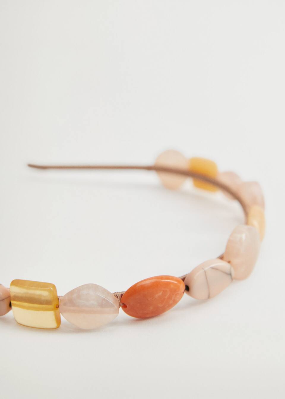 Complementos y accesorios de Mango... ¡Por menos de 10 euros! 2 Merca2.es 77010134 85 D1 Merca2.es