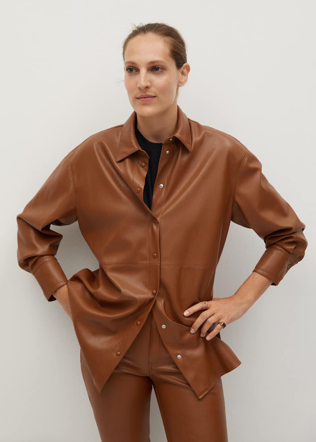 sobrecamisa piel mujer