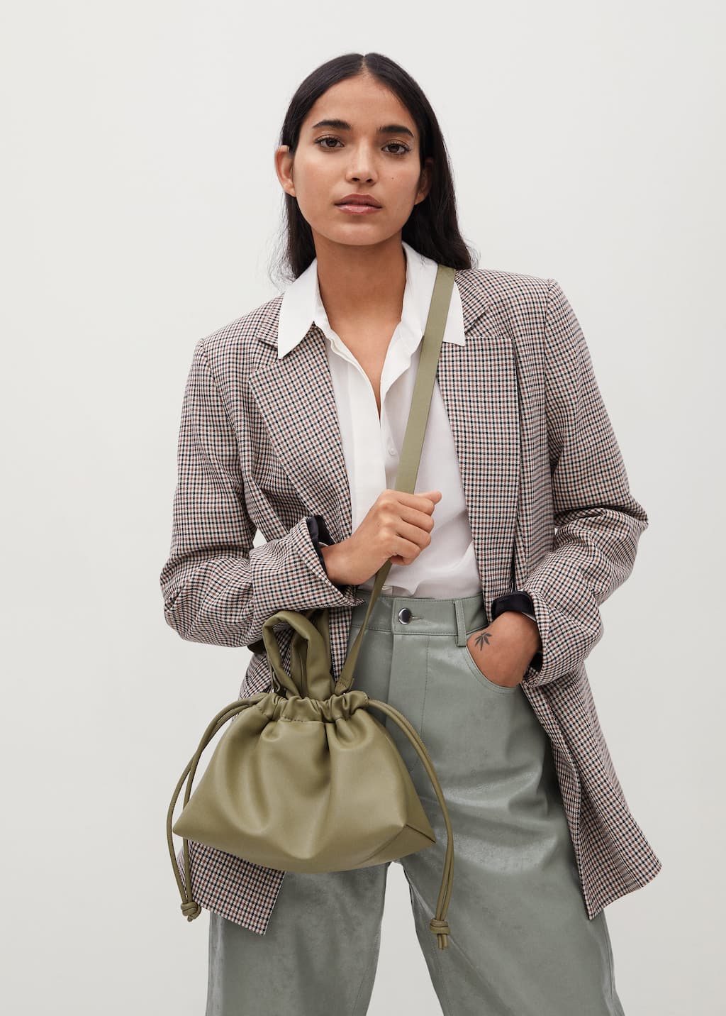 mango pleated volume bolsa