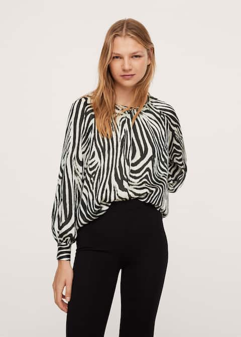 Promoción en Mango: Camisetas, blusas y más a precios bajos 1 Merca2.es promocion-mango-camisetas-blusas-precios