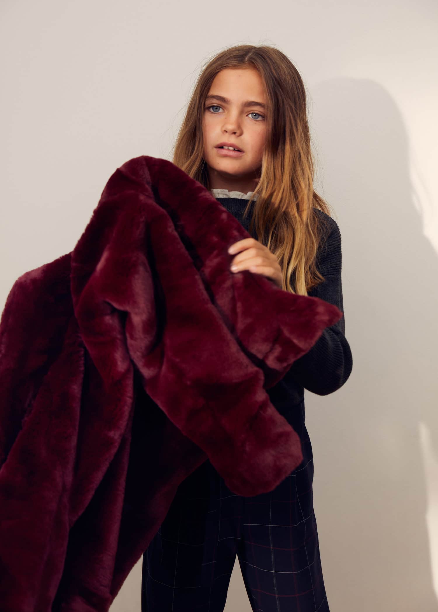 Faux fur jacket - Details of the article 5