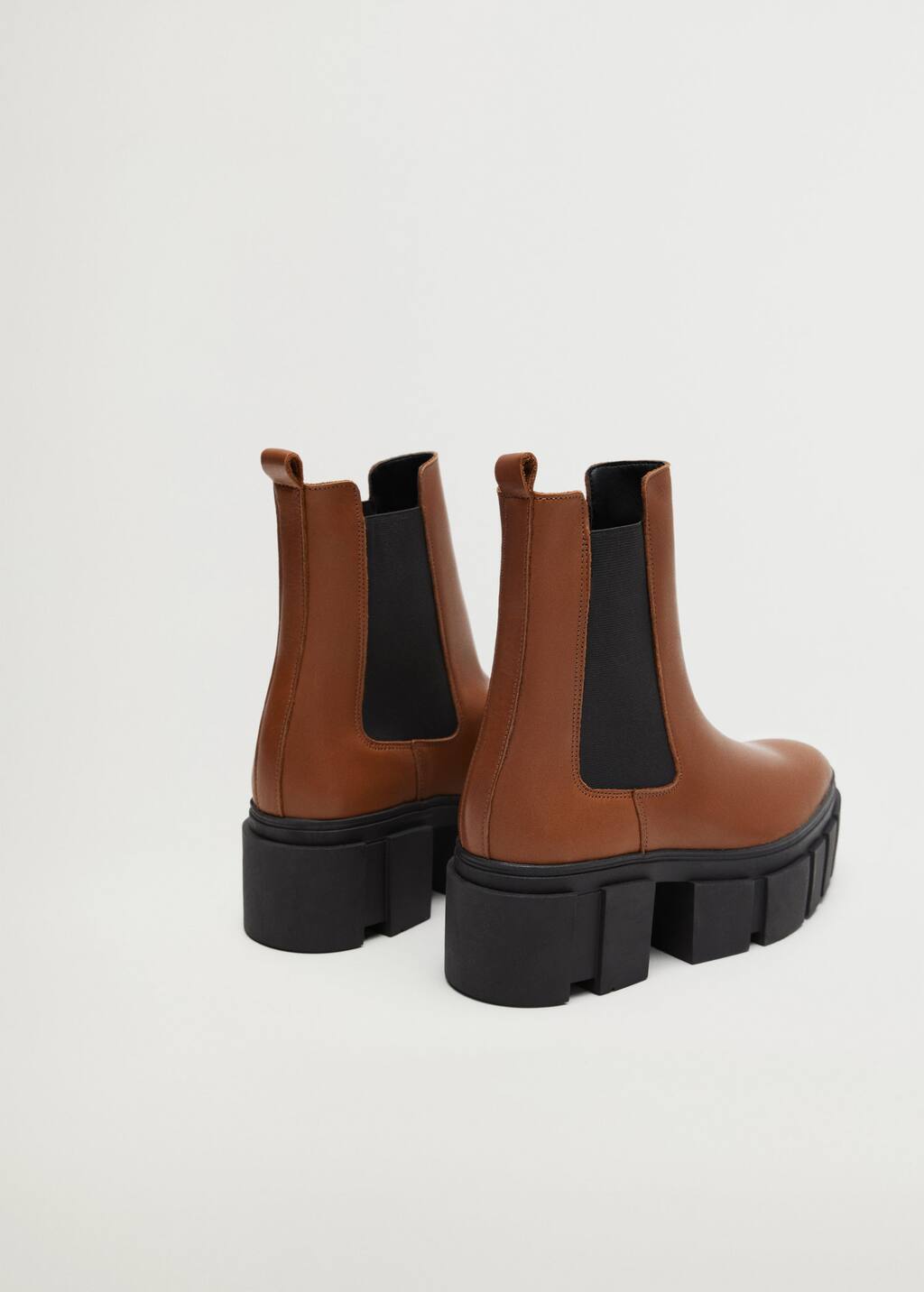 traktor tabanli deri bot