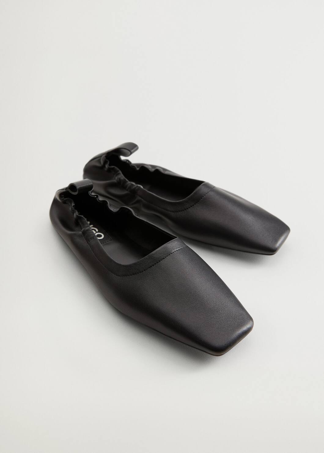 褶皱皮革芭蕾舞鞋 - 正中平面图