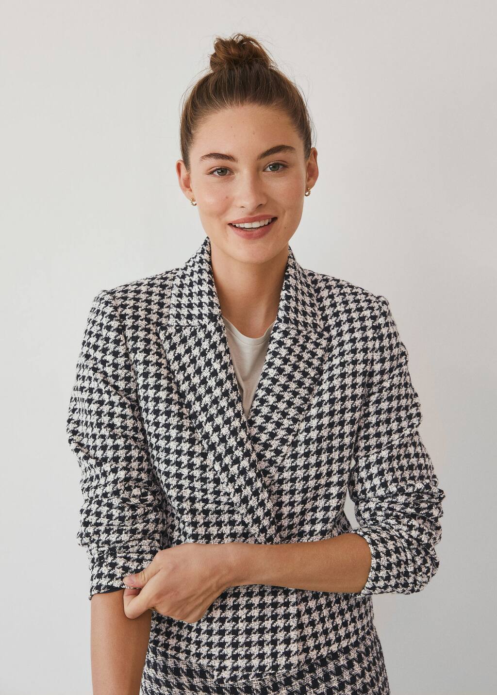 ladies houndstooth blazer