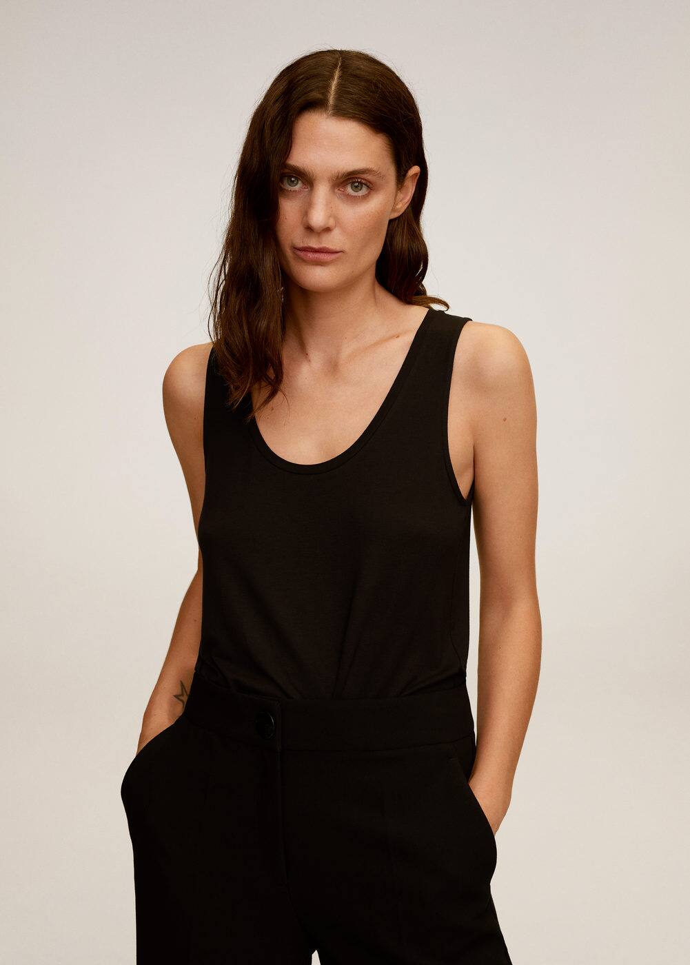 Τοπ ράντες Γυναίκα MANGO OUTLET Ελλάδα