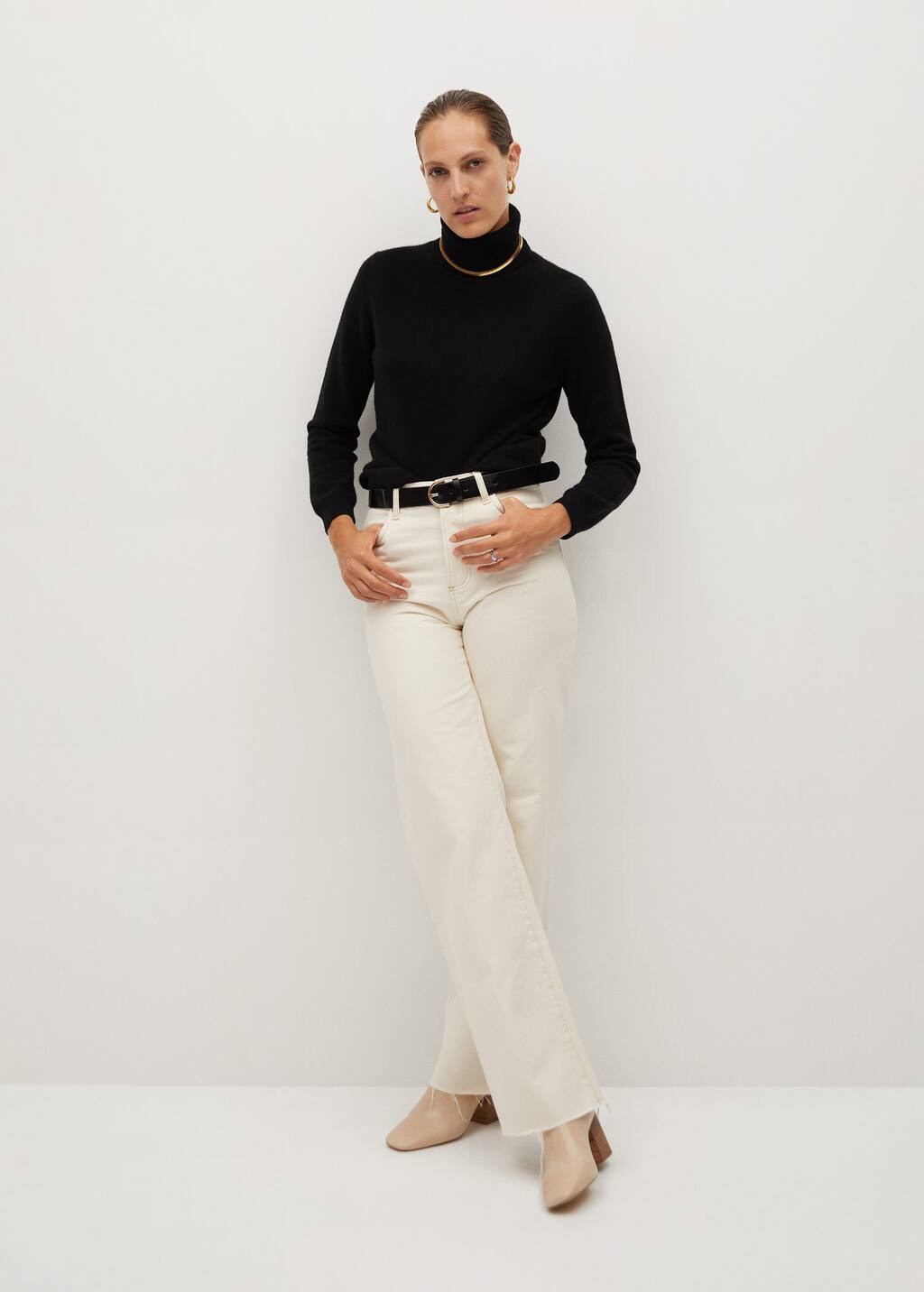 Turtleneck cashmere sweater Woman | Mango Kosovo Turtleneck cashmere sweater Woman | Mango Kosovo