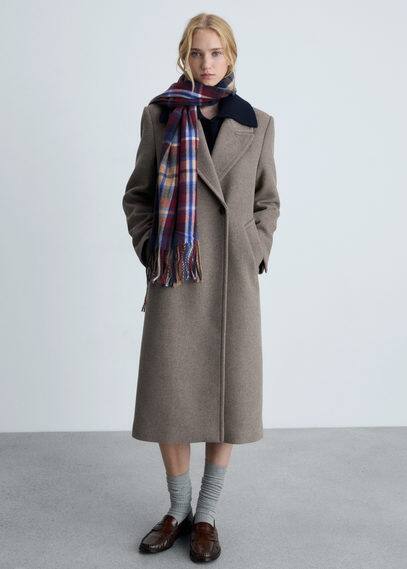 Check scarf with fringed ends