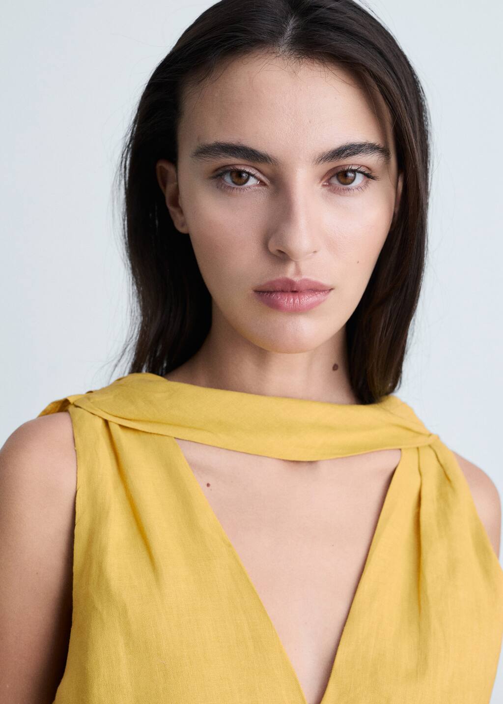 Linen pleated midi-dress