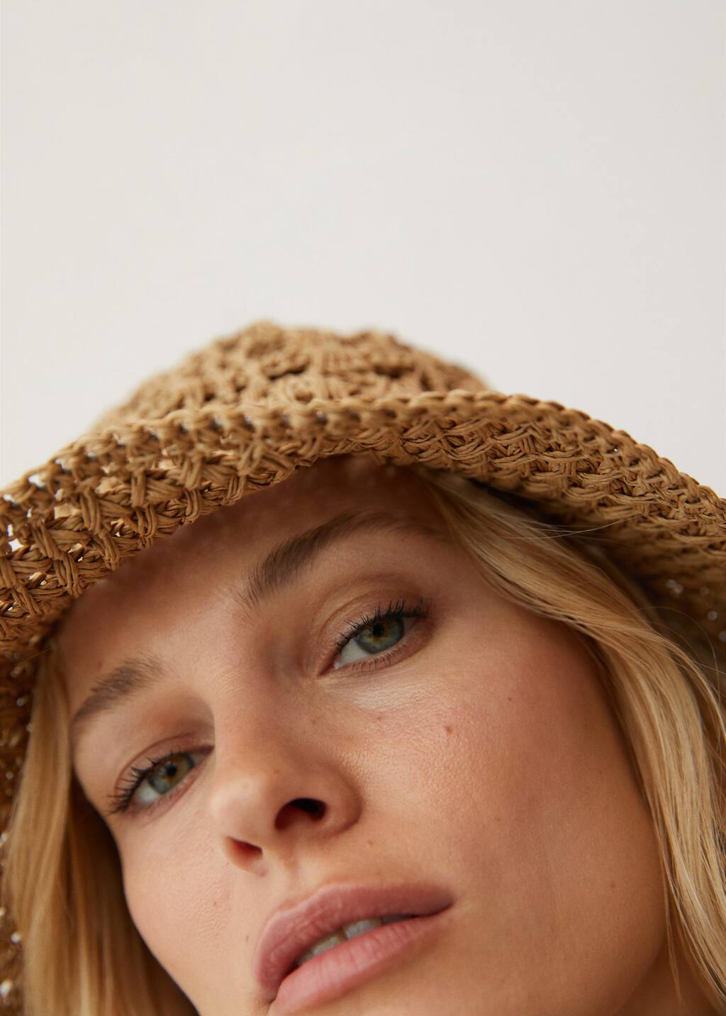 mango chapeau paille