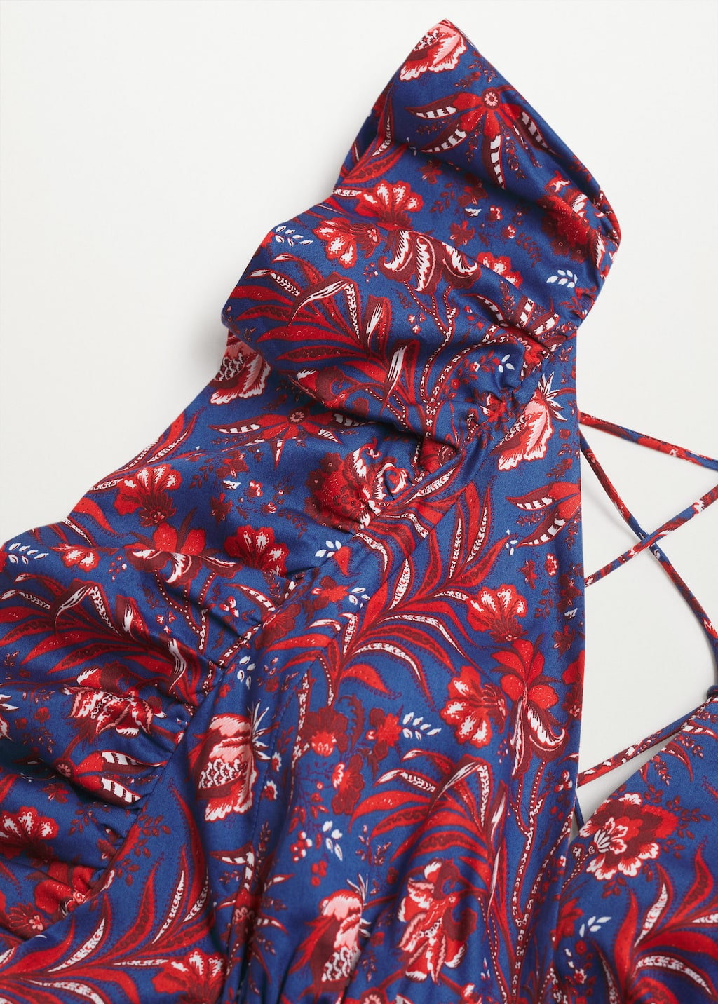 robe noire mango dos nu