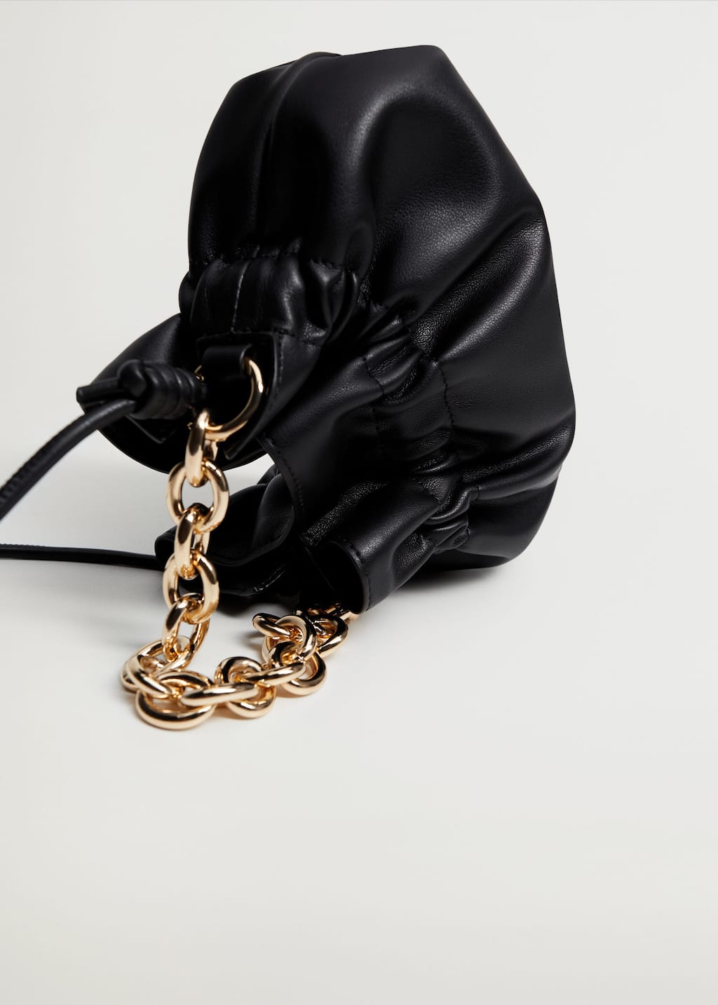 chain bucket bag