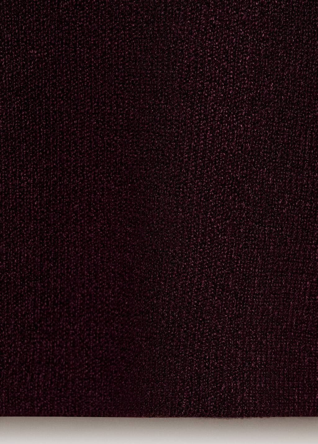 Fine ribbed knit top