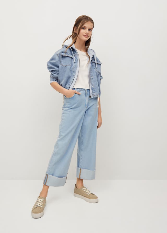 Jeans culotte bajo vuelto - Plano medio