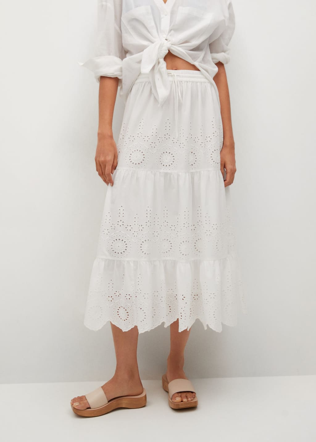 jupe en broderie anglaise