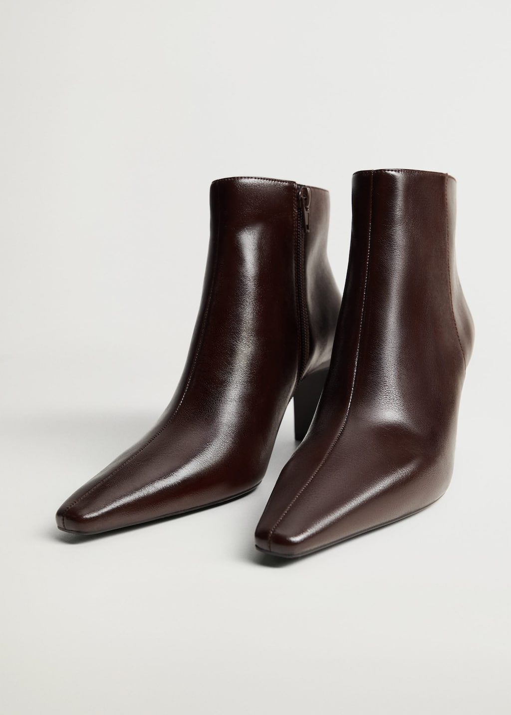 Heel zipped boots - Medium plane