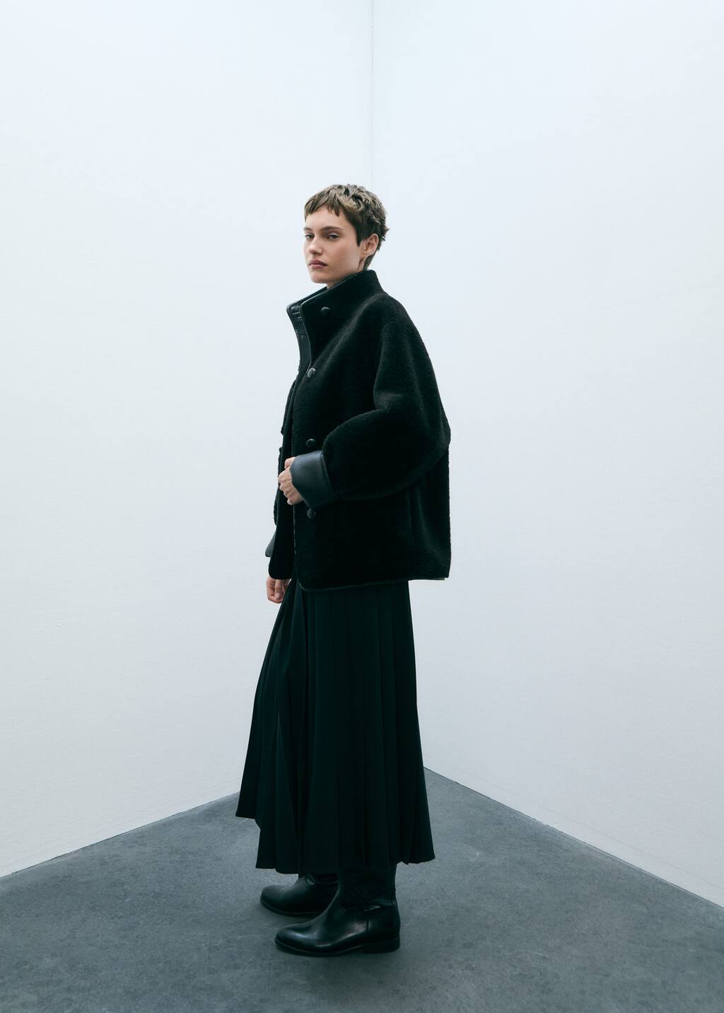 Short fur effect coat