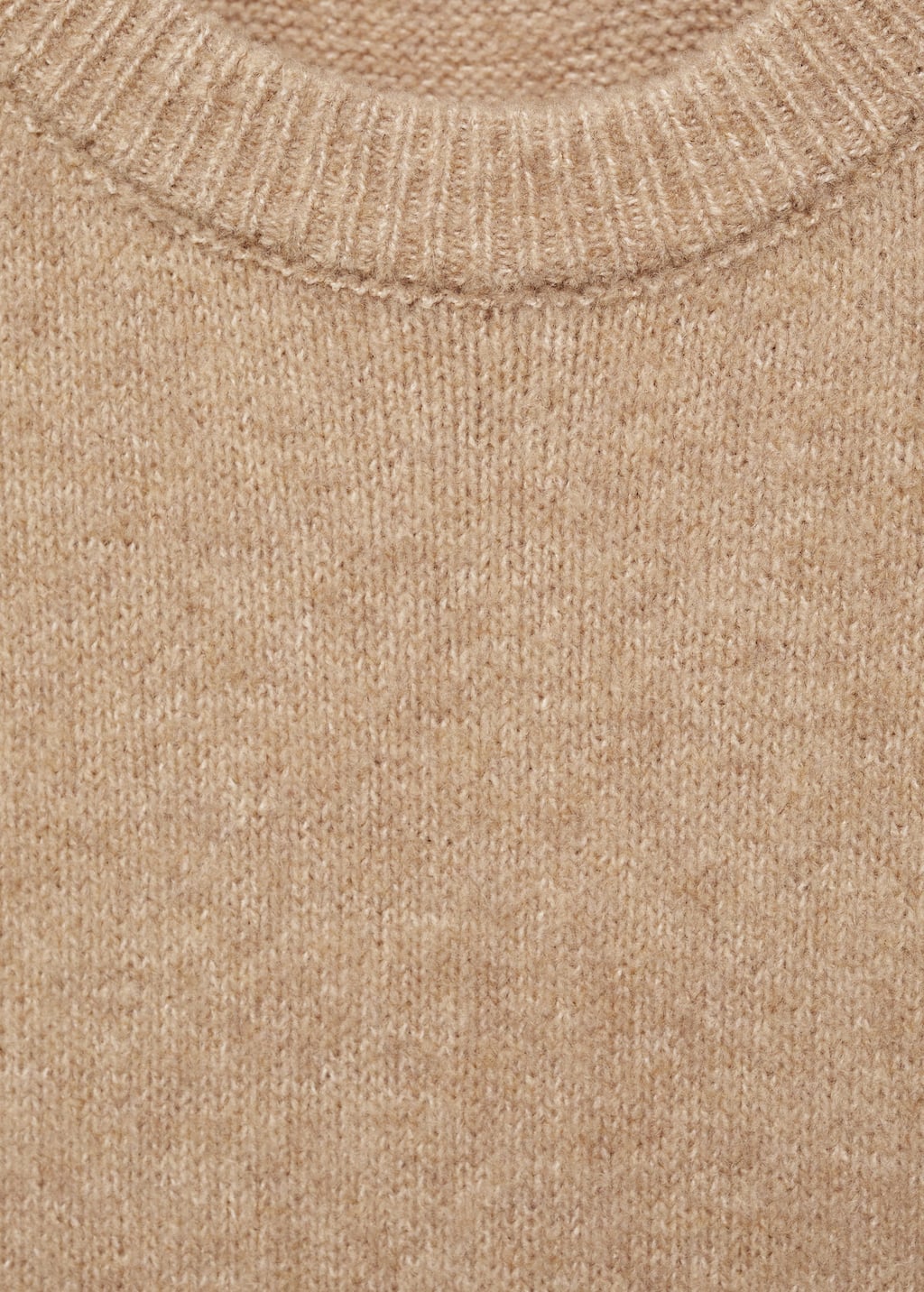 Knitted dress with ribbed finishes