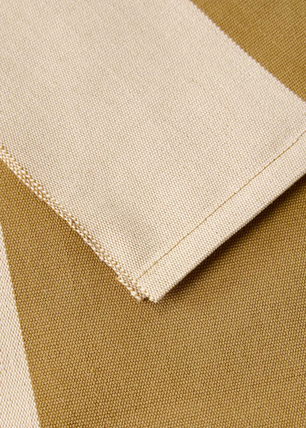 Cotton yarn-dyed striped table runner
