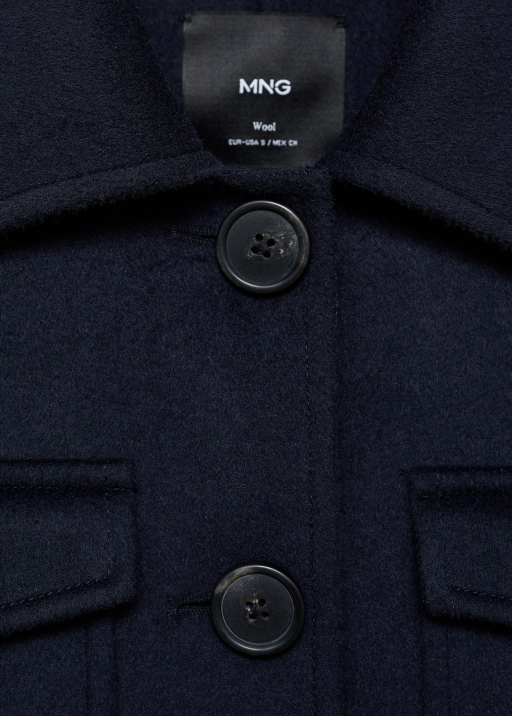 Wool jacket with pockets