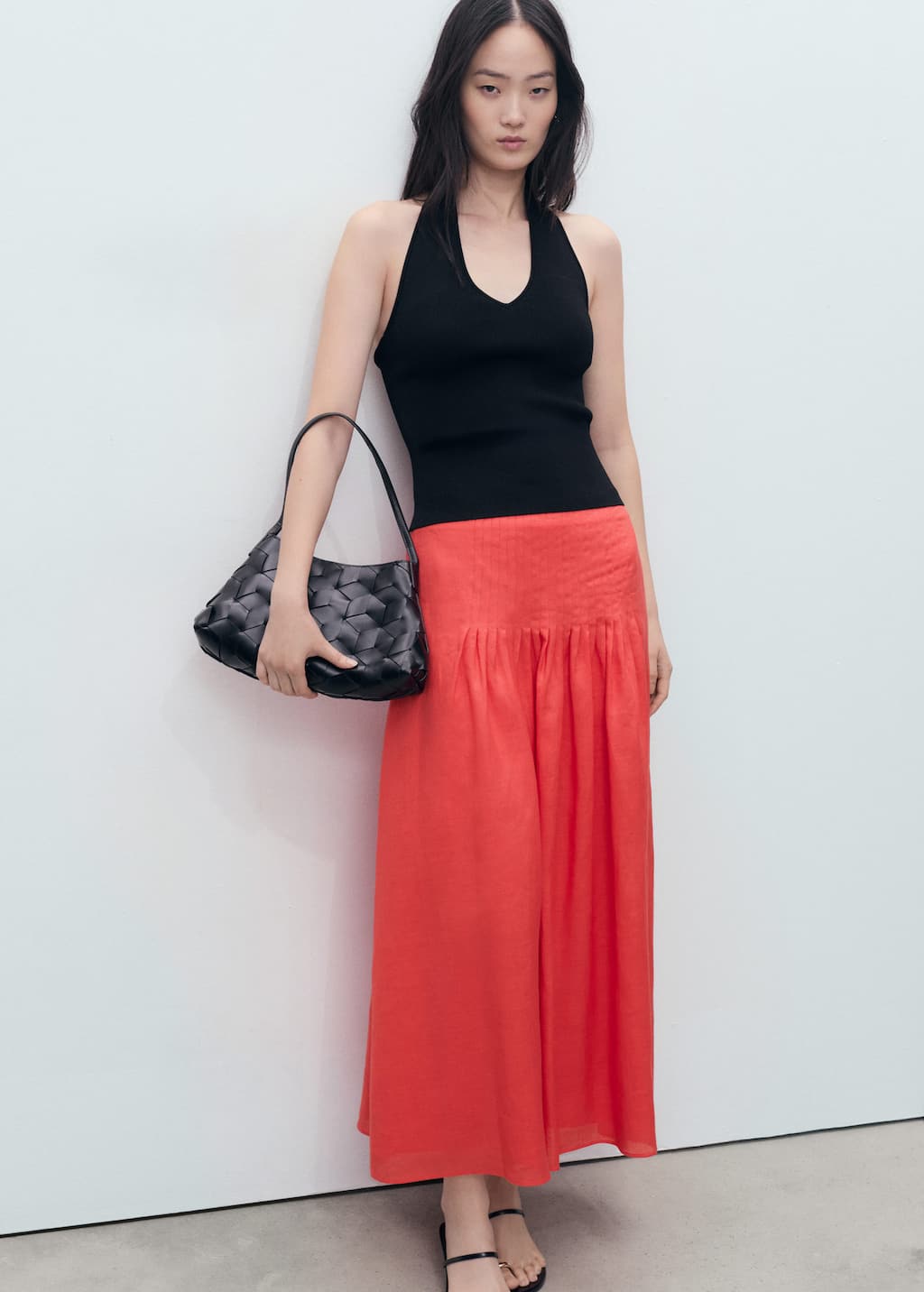 Ramie pleated skirt