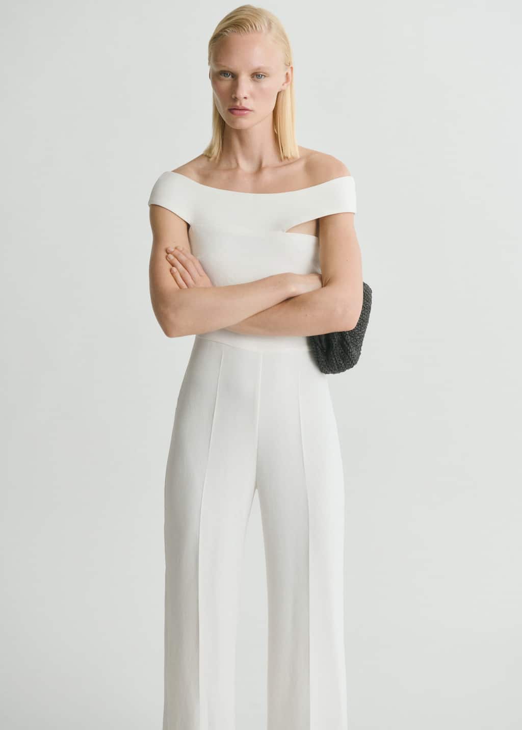Long jumpsuit with asymmetrical neck