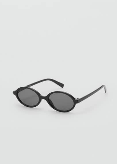 Mango Oval Sunglasses Black In Black