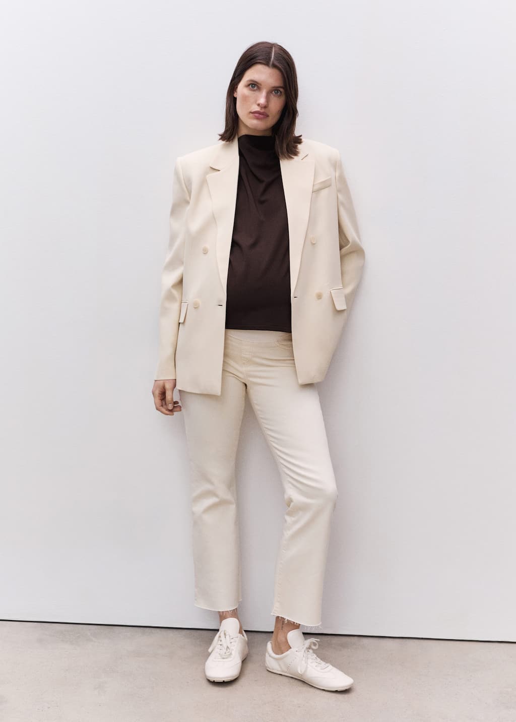 Maternity flared cropped jeans off white - Woman - 12 - MANGO