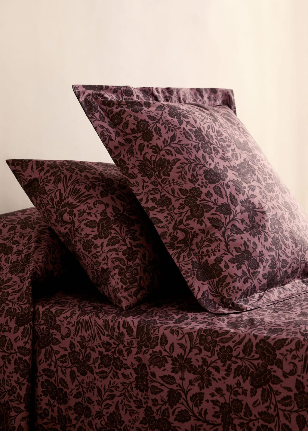 Mango Home Printed Two-tone Floral Percale Cotton Pillowcase 50x75 Cm Pink