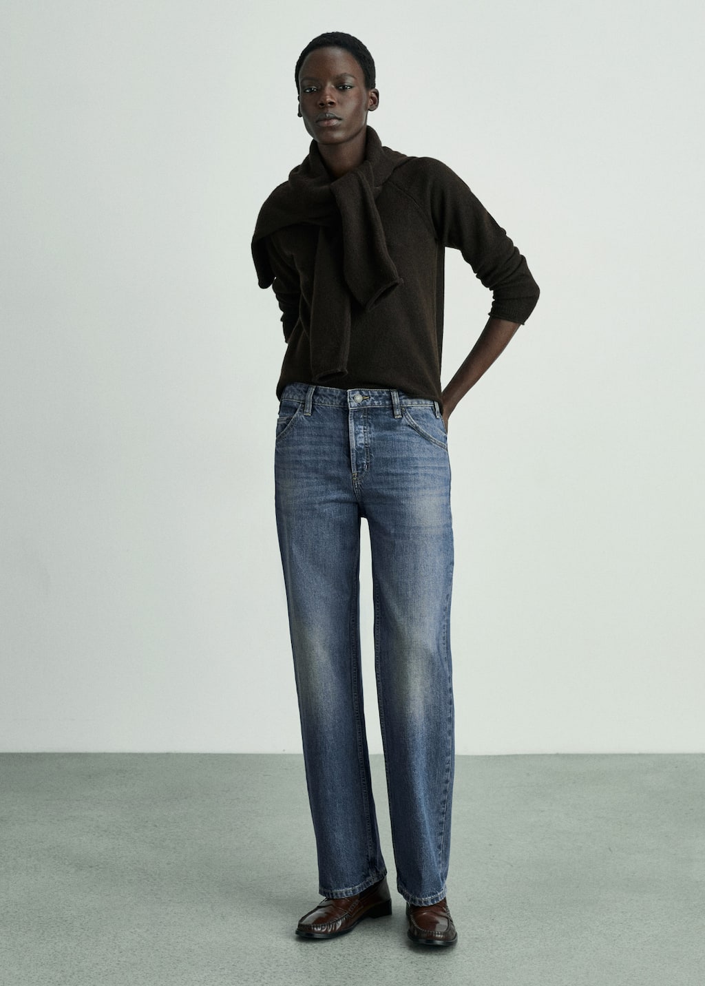 Mid-rise straight jeans dark blue - Woman - 12 - MANGO