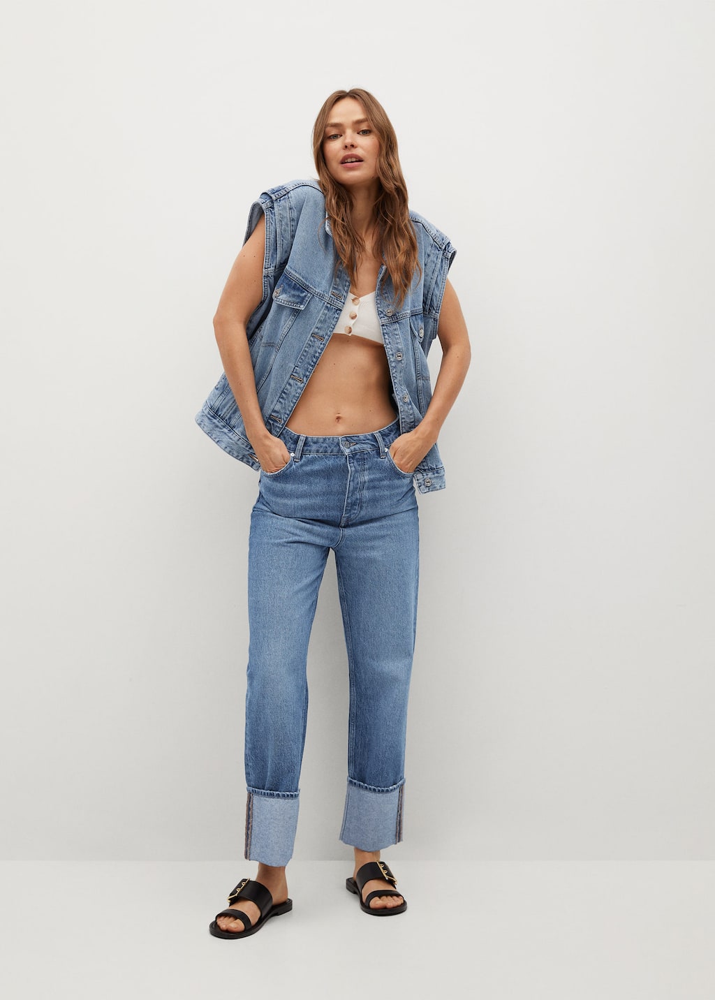 Ankle-length straight-fit jeans - Woman | Mango Kosovo